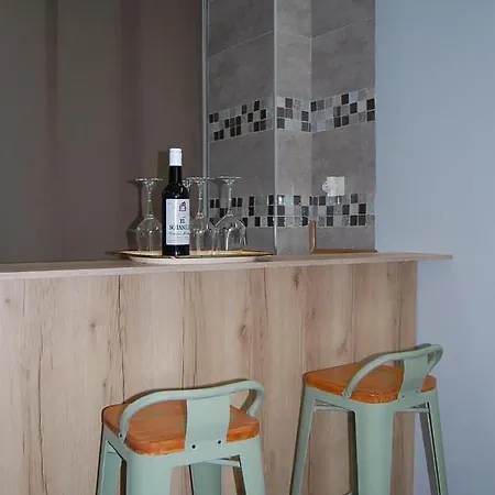 Jardines& Parking Apartman *