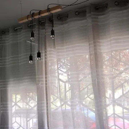 Jardines& Parking Apartman *