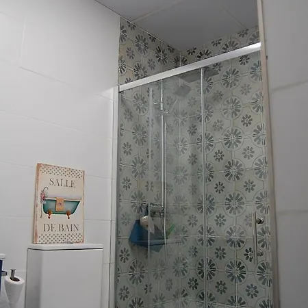Jardines& Parking Apartman *